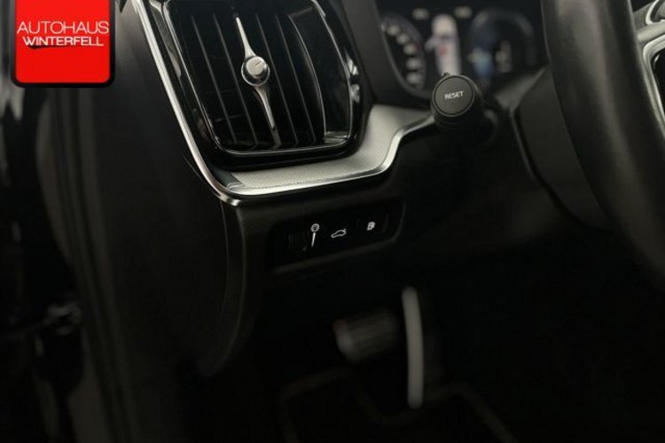 Volvo S60 S60 T8 R-DESIGN RECH AWD LED+H/K+KEYLESS+KAMERA+