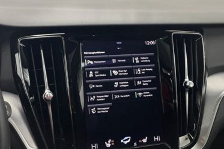 Volvo V60 Cross Country V60 CC B4 D AWD PANO+VOLL-LED+HARMAN/K+KAMERA+