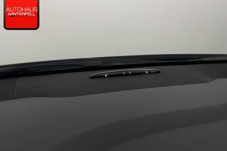 Mercedes-Benz B 180 B 180 d 7G-DCT URBAN AHK+NAVI+KLIMA+SITZHEIZUNG+