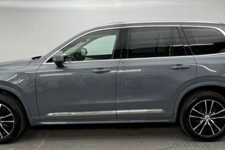 Volvo XC90 XC90 T8 RECH AWD 7SITZ+AHK+STANDHEIZUNG+KAMERA+