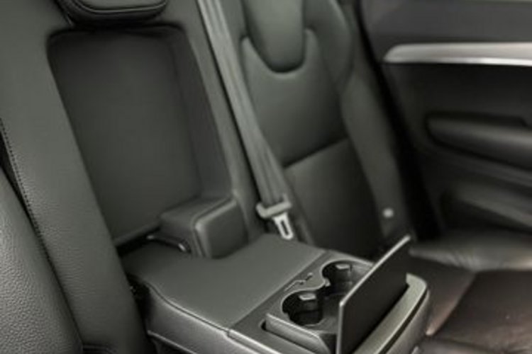 Volvo XC90 XC90 T8 RECH AWD INSCRIPTION 7SITZ+PANO+AHK+22Z+