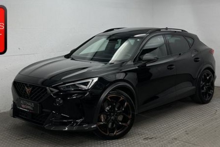 Cupra Formentor Formentor VZ5 2.5 TSI 4D CARBON PANO+MEMO+360+