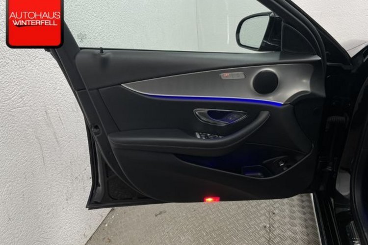 Mercedes-Benz E 220 E 220 d EXCLUSIVE SCHIEBEDACH+360+AHK+LED+3ZONEN