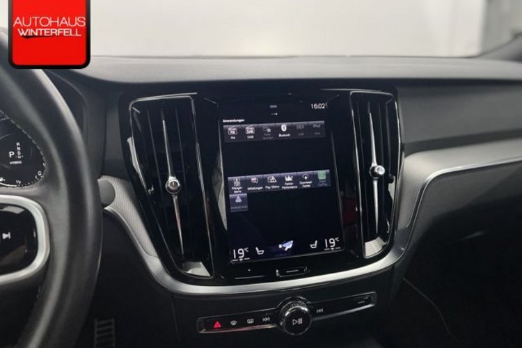 Volvo S60 S60 T8 R-DESIGN RECH AWD LED+H/K+KEYLESS+KAMERA+